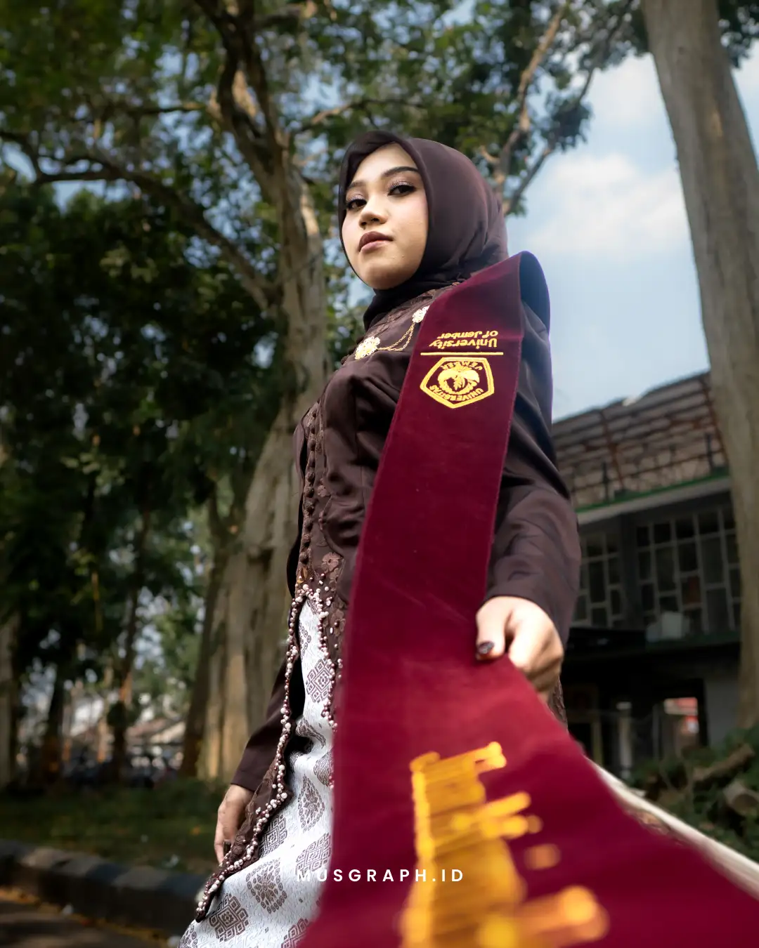 Cara Booking Foto Wisuda Polije Jember Golden Hour